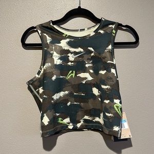 NWT Nike Dri-fit Running crop tank size M